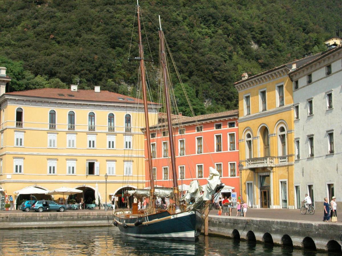 Spiaggia Residence Riva del Garda Luaran gambar